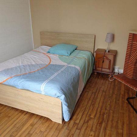 Chambre 1 Martine Hamadou Questembert Exterior foto